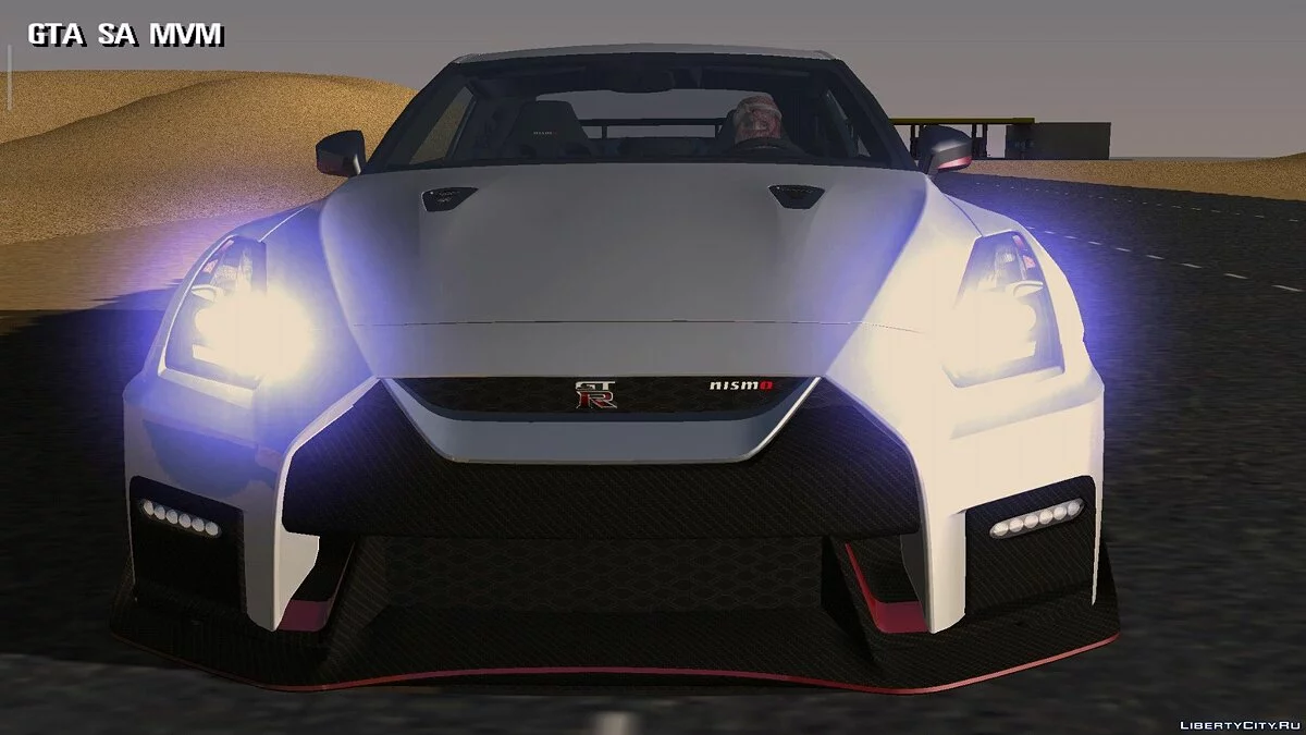 Nissan GTR R35 / GTA San Andreas (iOS, Android)