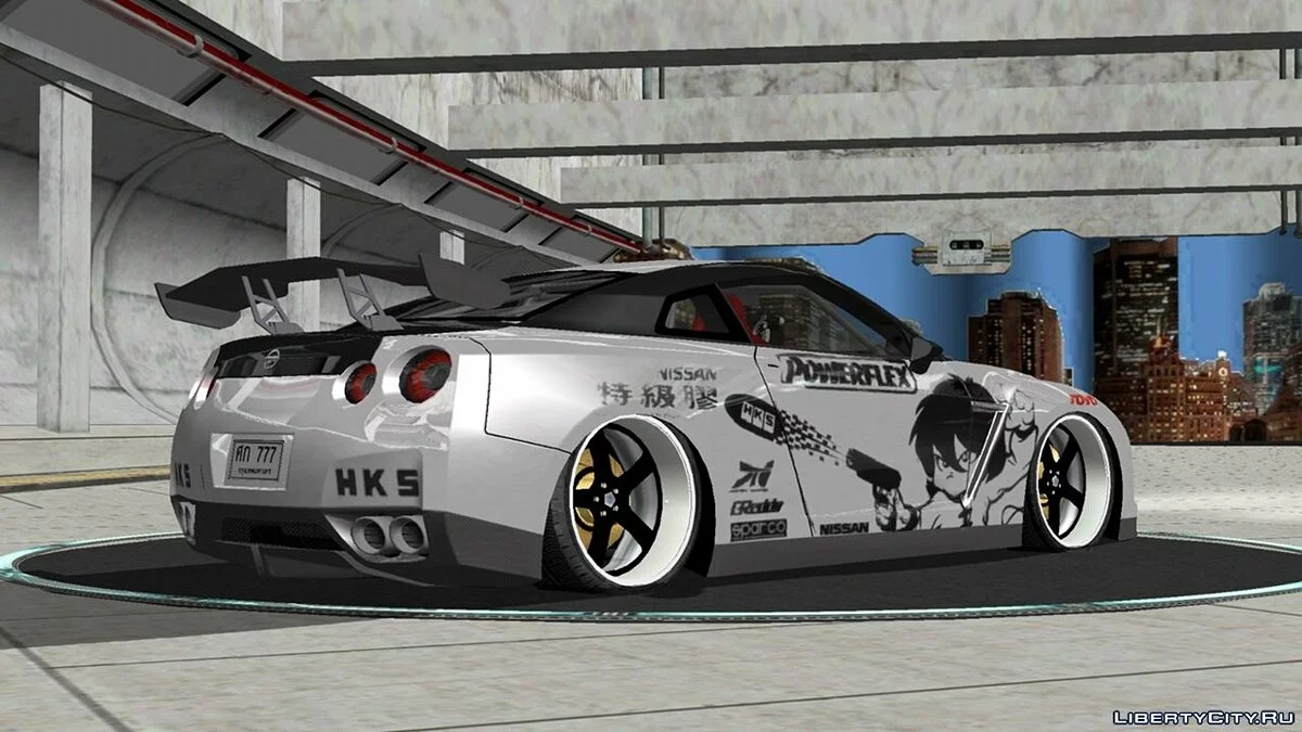 Nissan GTR R35 / GTA San Andreas (iOS, Android)