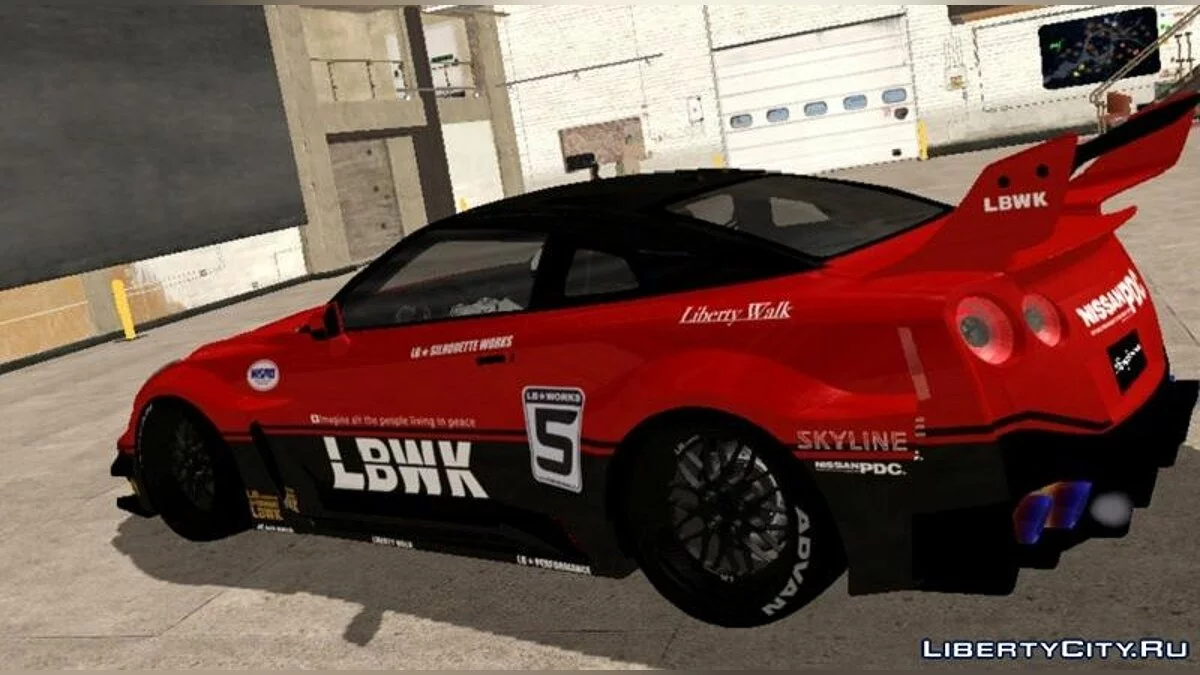Nissan GTR R35 / GTA San Andreas (iOS, Android)