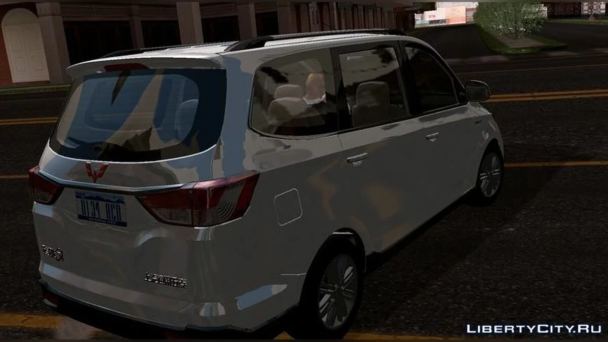 2015 WulingHongGuang S1 / GTA San Andreas (iOS, Android)