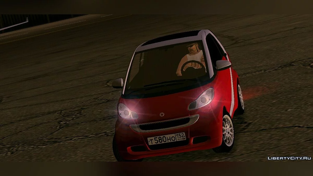 Smart Fortwo II / GTA San Andreas (iOS, Android)