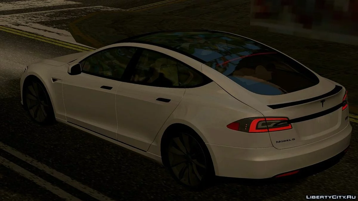Tesla Model S / GTA San Andreas (iOS, Android)