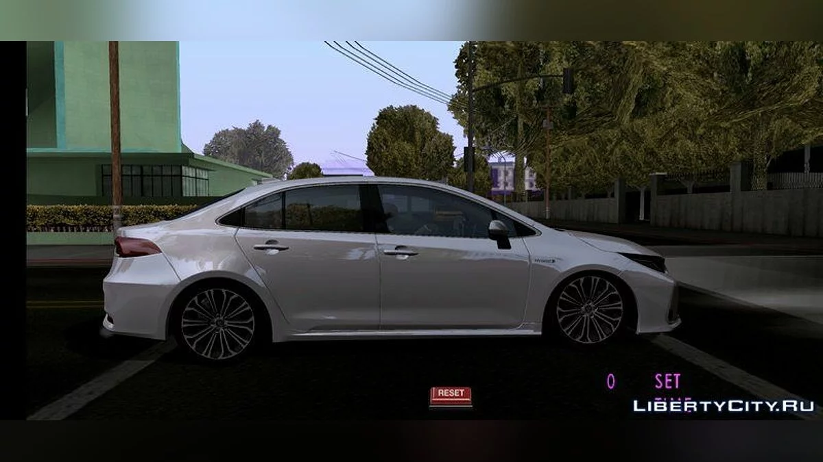 2020 Toyota Corolla Hybrid / GTA San Andreas (iOS, Android)