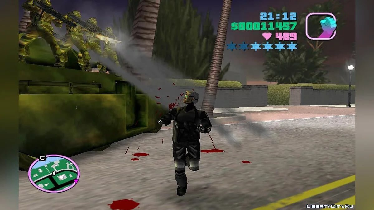Танки с солдатами наверху, патрулирующие городские дороги (VC) 2.3 / GTA Vice City