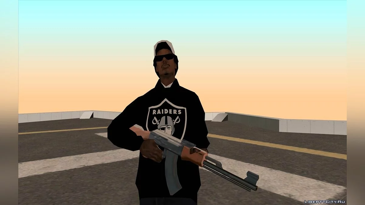 Райдер в одежде футбольного клуба "Oakland Raiders" / GTA San Andreas