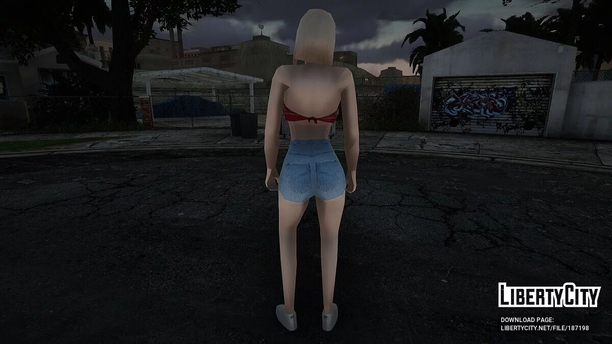 Девушка в шортах / GTA San Andreas