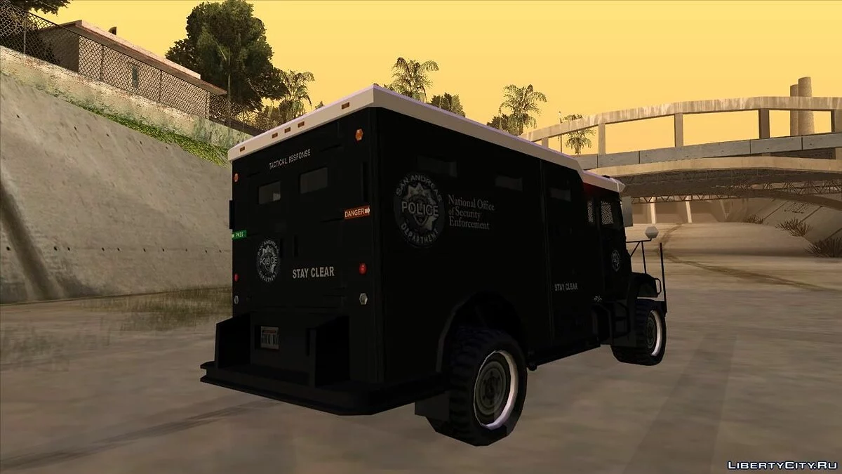 Lowpoly GTA IV Enforcer / GTA San Andreas