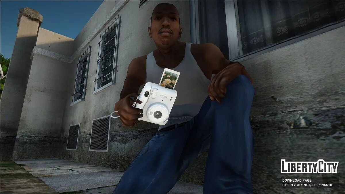 Instax Mini 11 + Полароид / GTA San Andreas